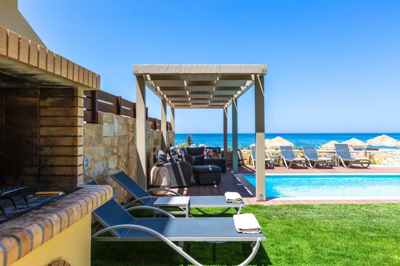 Espera Luxury Beach Front Residence With Pool & Bbq, By Thinkvilla העיירה רתימנו מראה חיצוני תמונה