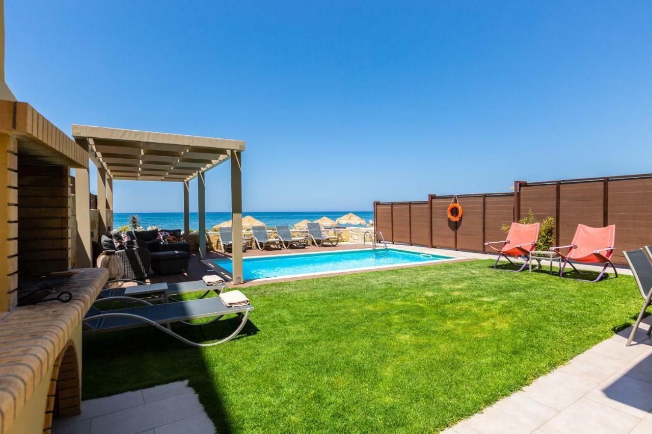 Espera Luxury Beach Front Residence With Pool & Bbq, By Thinkvilla העיירה רתימנו מראה חיצוני תמונה