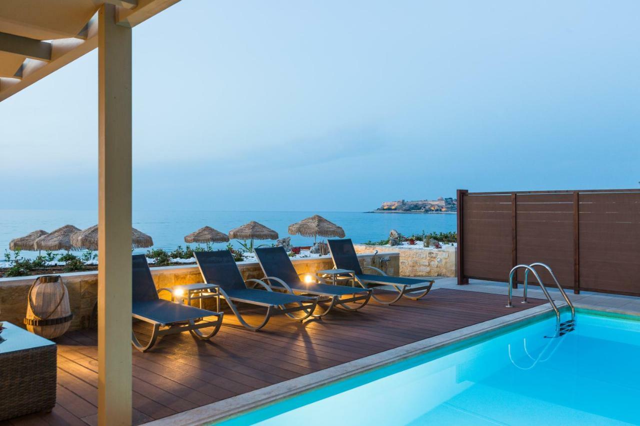 Espera Luxury Beach Front Residence With Pool & Bbq, By Thinkvilla העיירה רתימנו מראה חיצוני תמונה