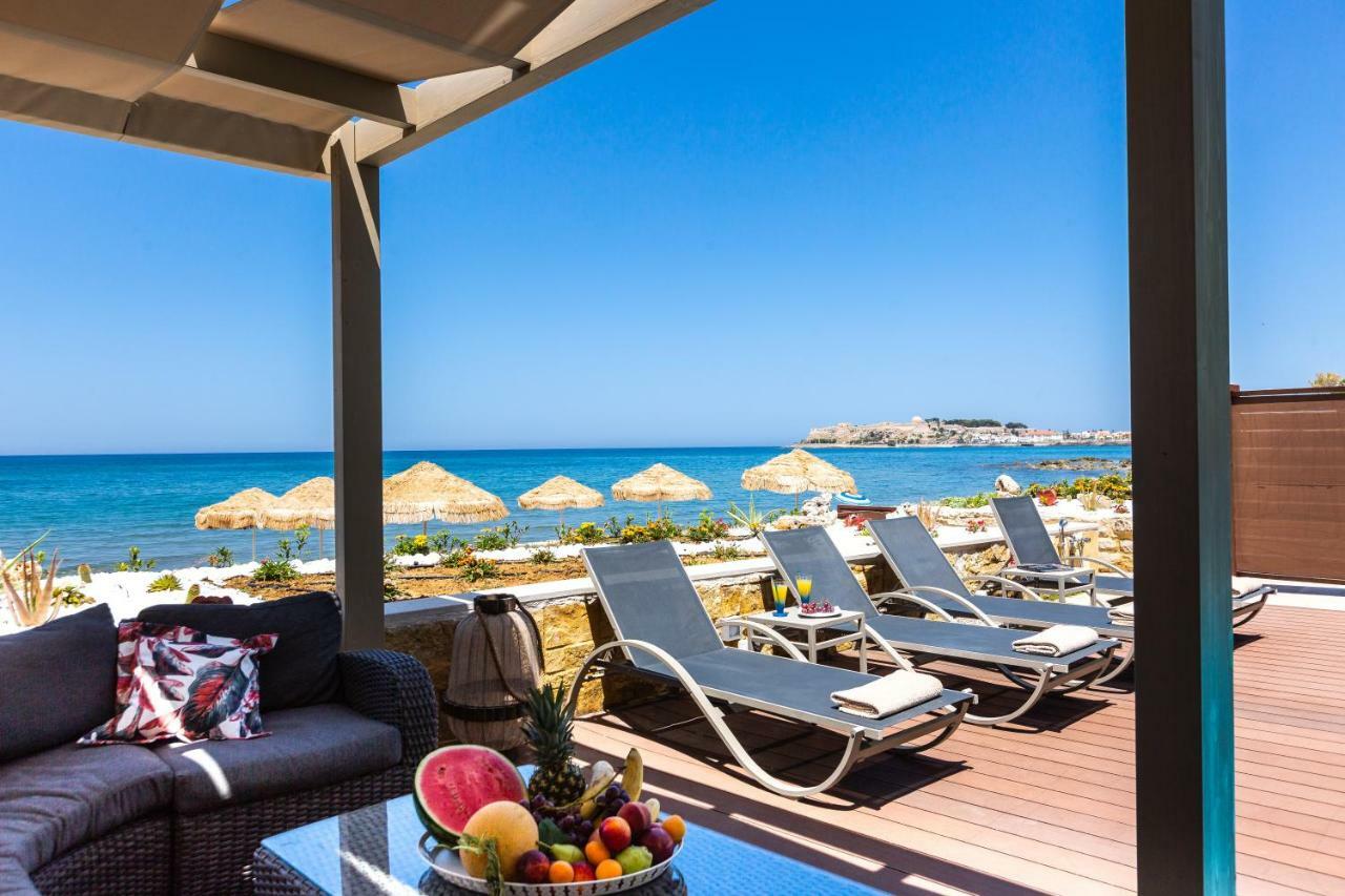 Espera Luxury Beach Front Residence With Pool & Bbq, By Thinkvilla העיירה רתימנו מראה חיצוני תמונה
