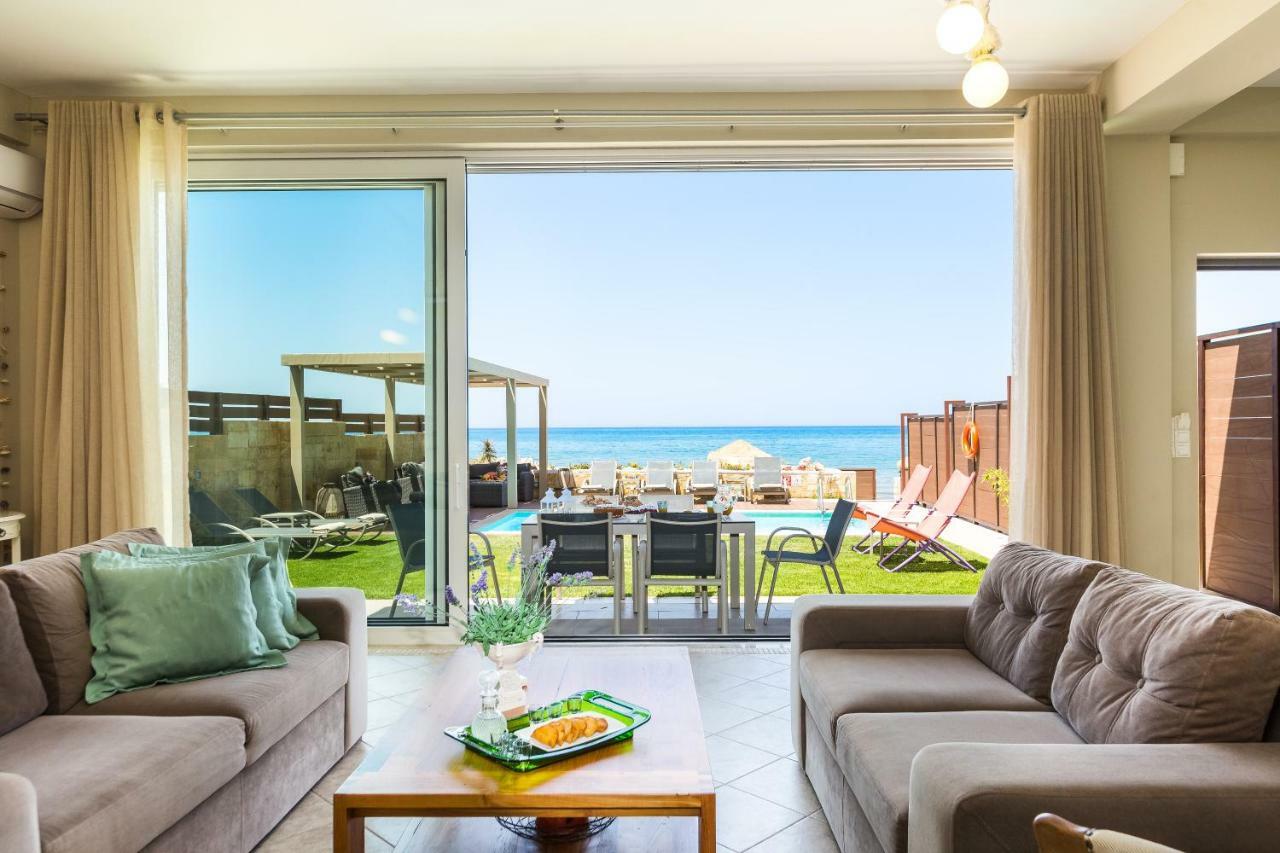 Espera Luxury Beach Front Residence With Pool & Bbq, By Thinkvilla העיירה רתימנו מראה חיצוני תמונה